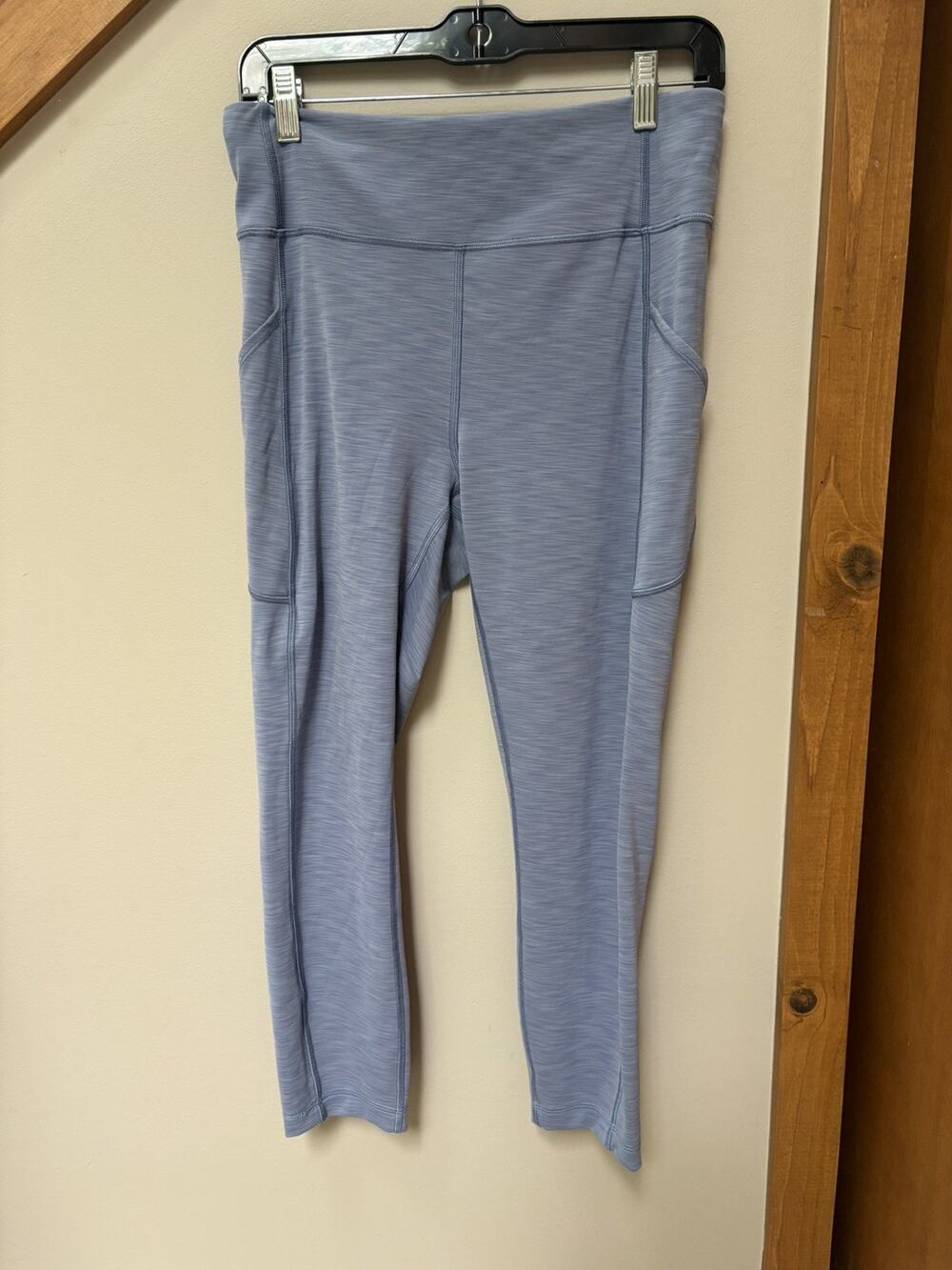Lululemon Invigorate Tight 25" Womens 10 Heathered Light Blue High Rise Pockets